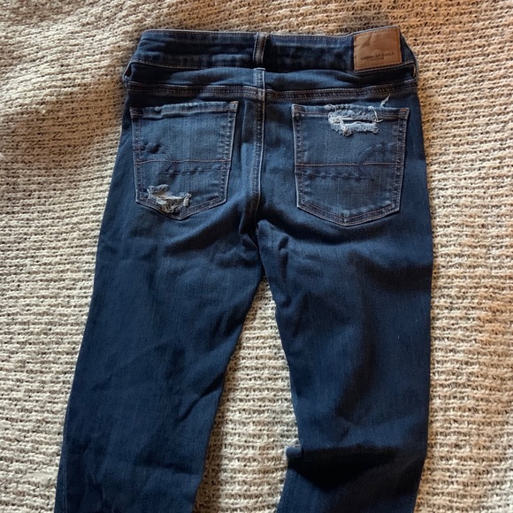 🔆Moving Sale 20% Off 🔆AEO Dark Wash Ripped Jeans - Picture 5 of 7